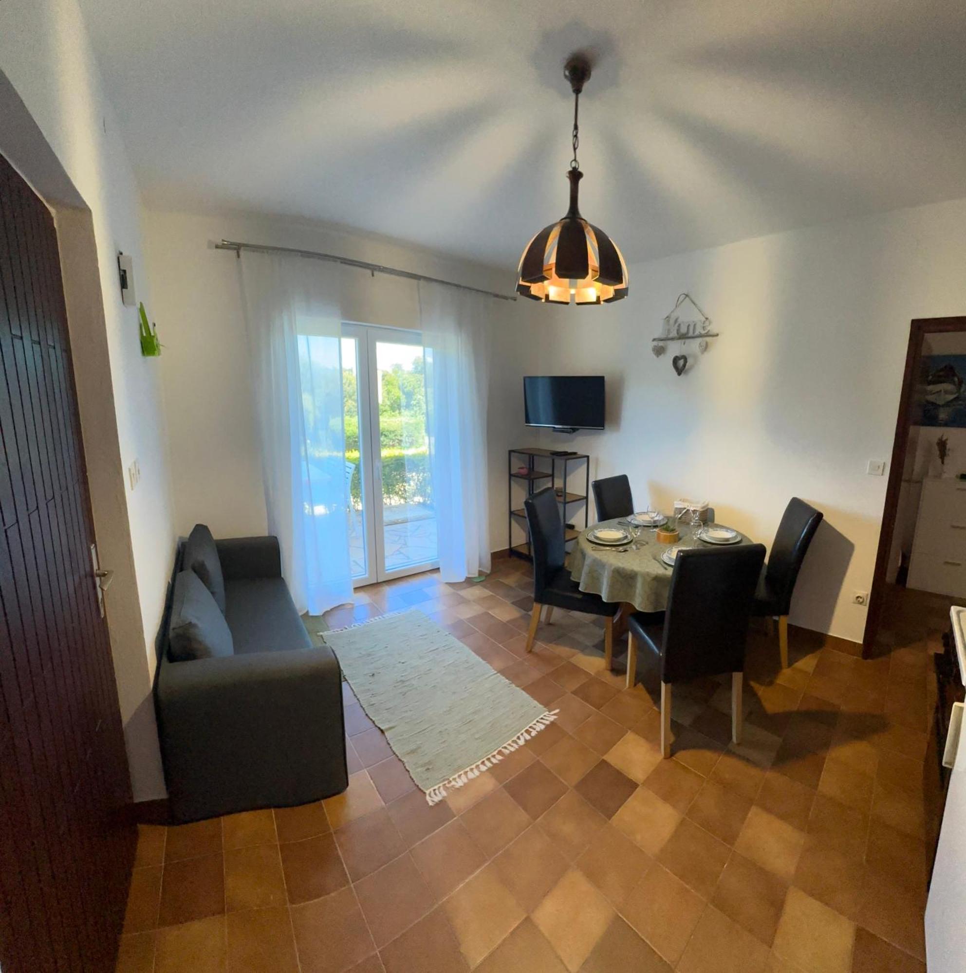 Apartments Oxygen Račišće Екстериор снимка