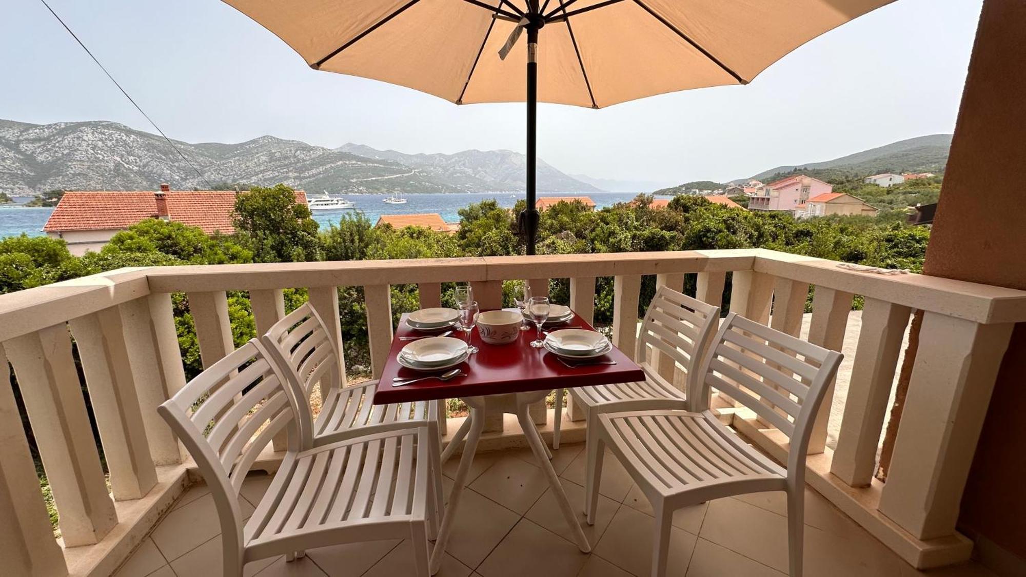 Apartments Oxygen Račišće Екстериор снимка