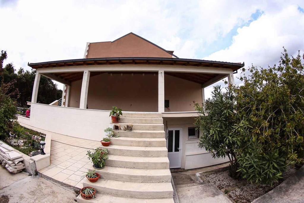 Apartments Oxygen Račišće Екстериор снимка